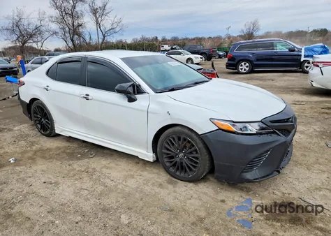2019 Toyota Camry Se z USA, uszkodzony, nr VIN 4T1B11HK1KU218442